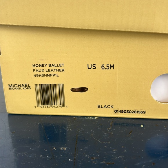 Michael Kors Honey Ballet Shoes - Picture 5 of 5